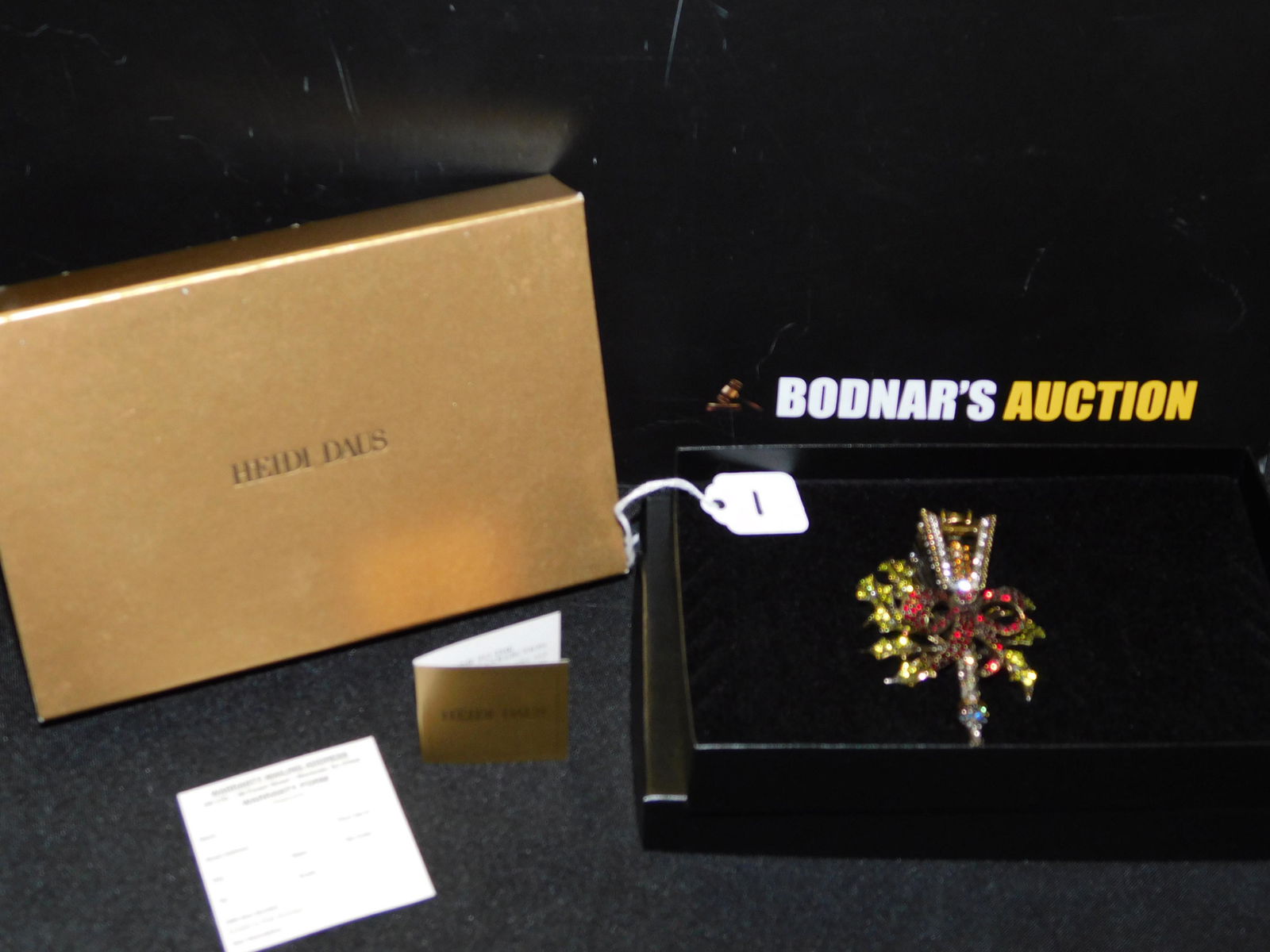 Heidi Daus Christmas Lamp Brooch (1 of 3)