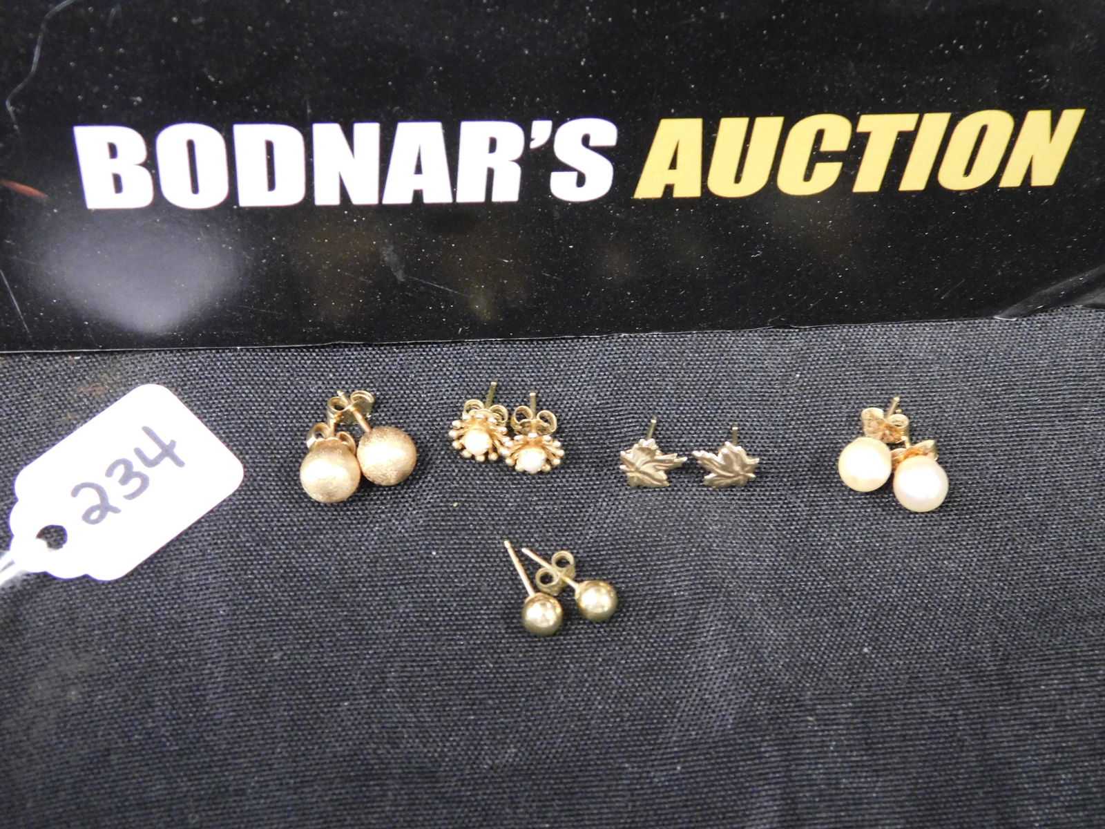 5 Pairs of 14K Stud Earrings (1 of 4)