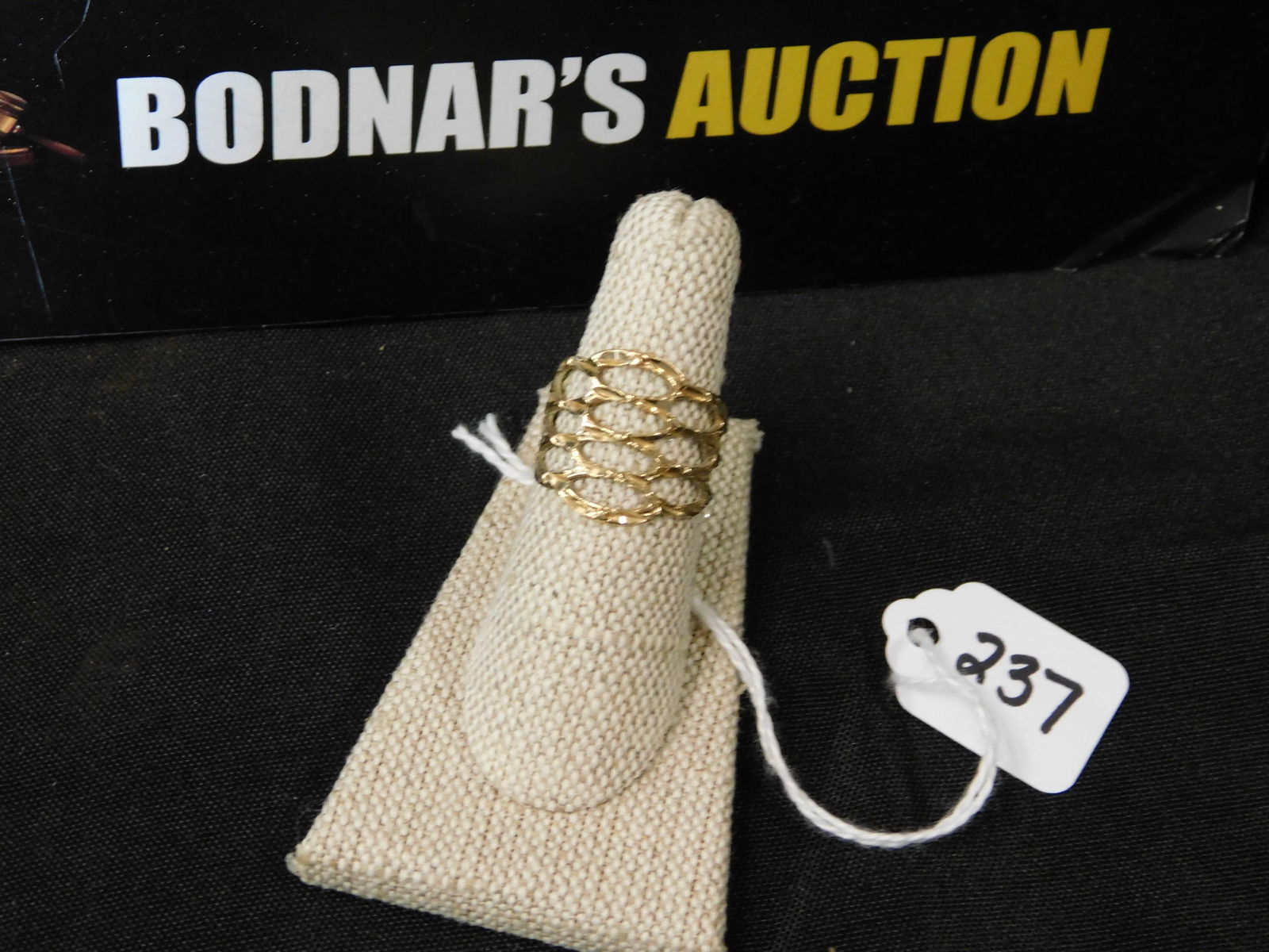 14K Women's Ring (1 of 4)