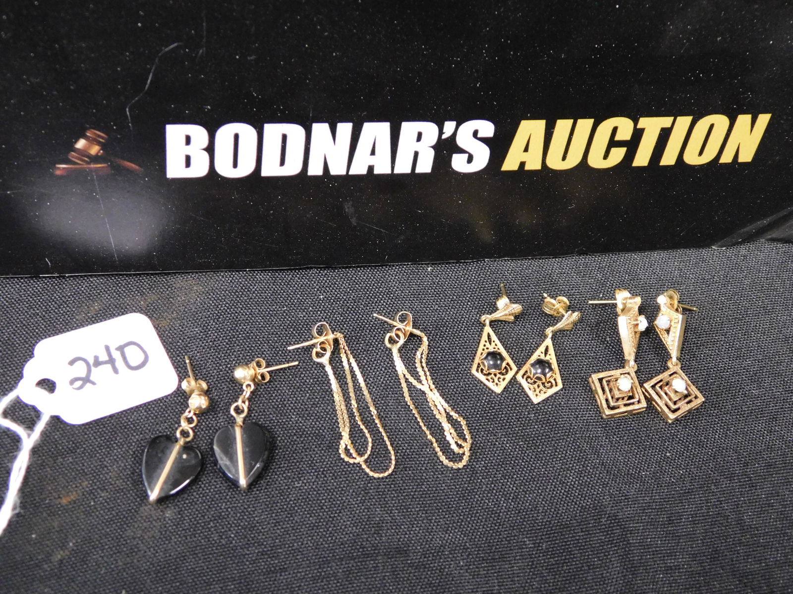 4 Pairs 14K Earrings (1 of 7)