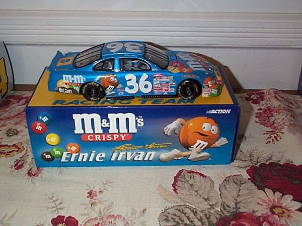 Action Racing Collectibles, Ernie Irvan #36 Crispy