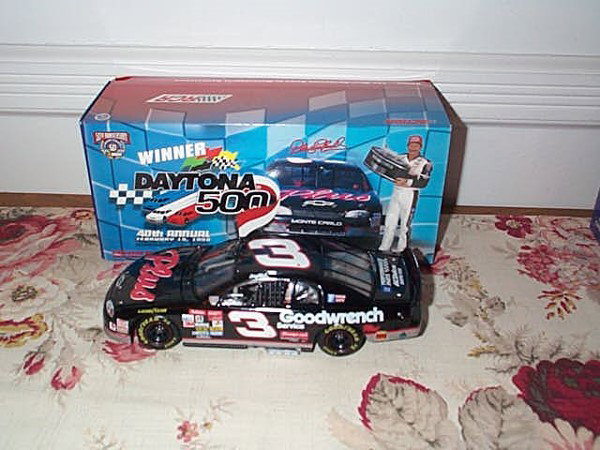 Action Racing Collectibles, Dale Earnhardt #3 Good