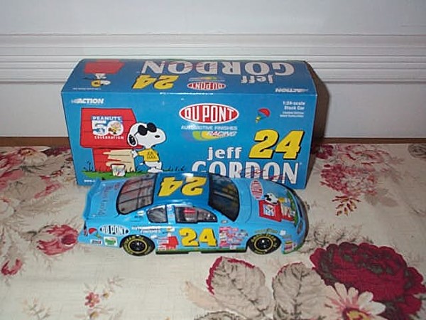 Action Racing Collectibles, Jeff Gordon #24 DuPont