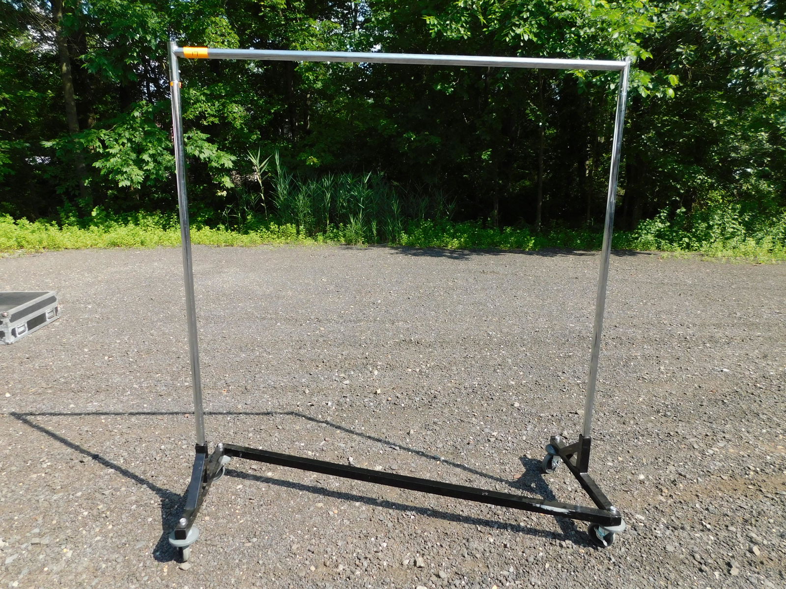 Professional Grade Z Base Rolling Clothing Rack (1 of 2)