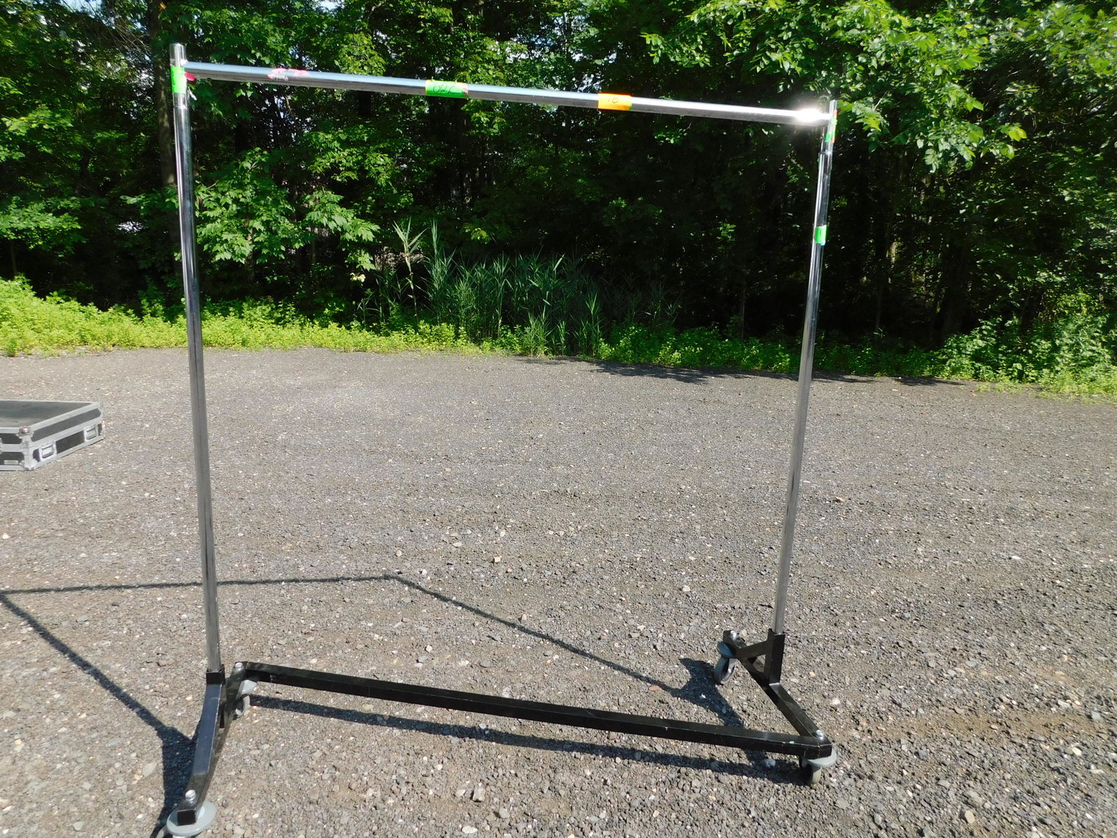 Professional Grade Z Base Rolling Clothing Rack (1 of 2)