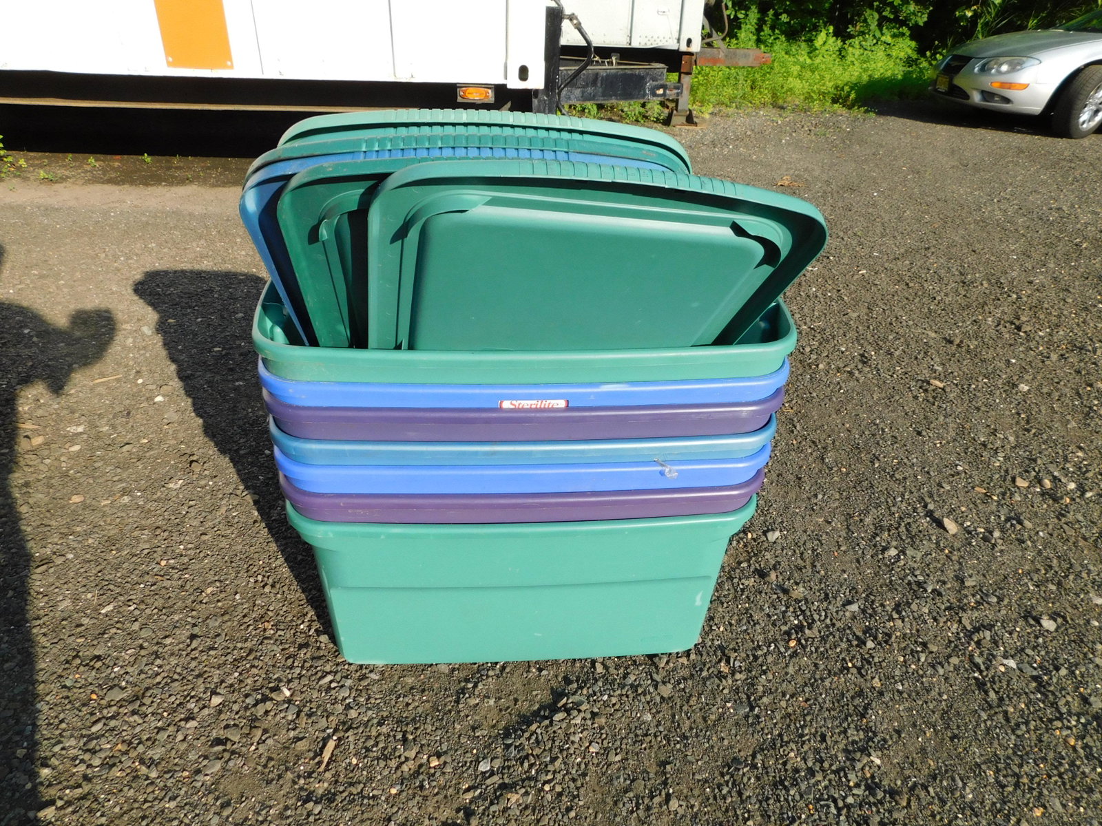 Lot of 7 Sterilite Tubs/Storage Bins: Lot of 7 Sterilite Tubs/Storage Bins. They measure 15.5" x 31" x 19". The tubs are in used condition. Some cracking, chips - but still in good condition. They measure 17.5" x 1" x2" . All items must b