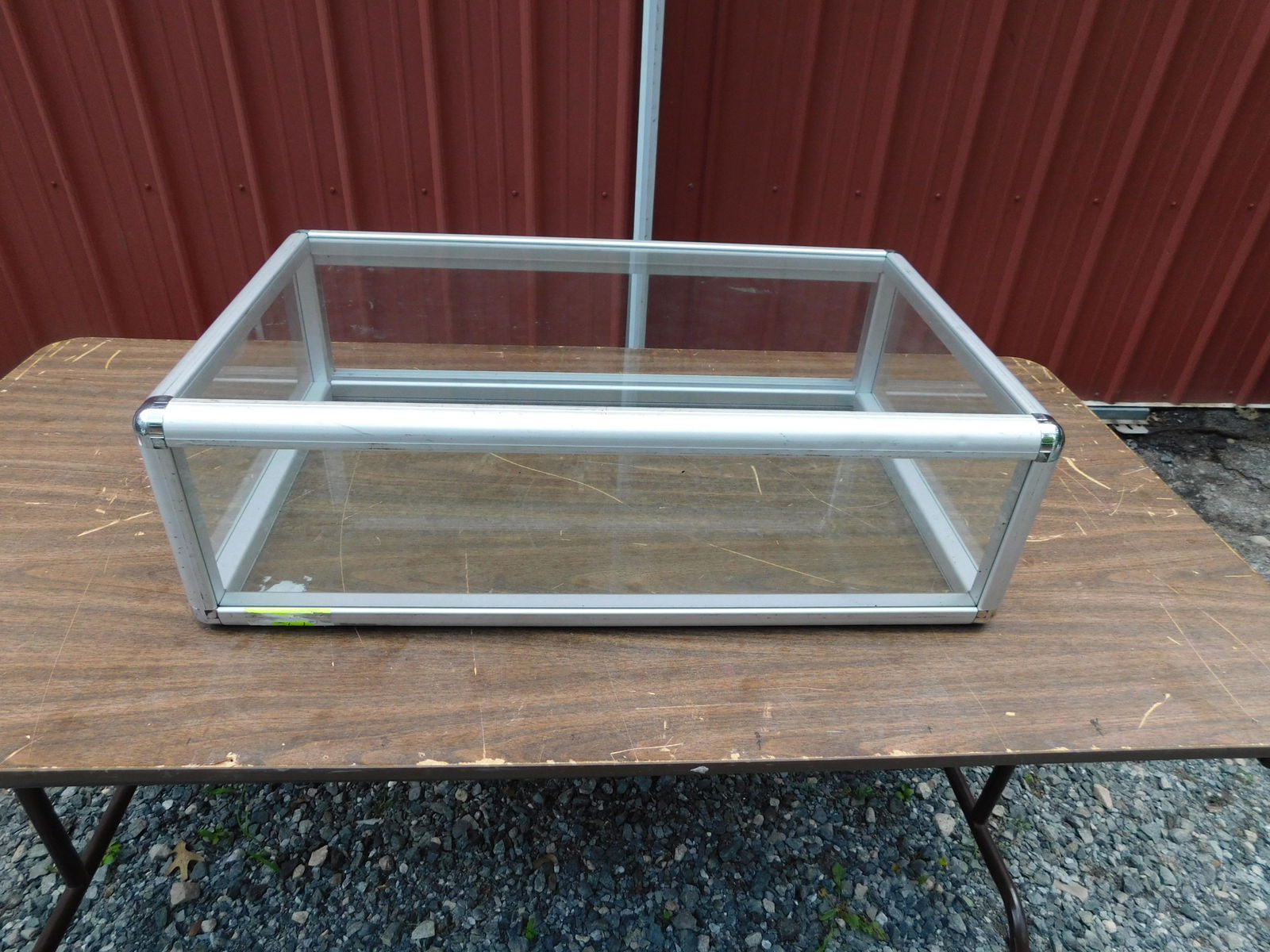 Table Top Open Back Showcase (1 of 4)