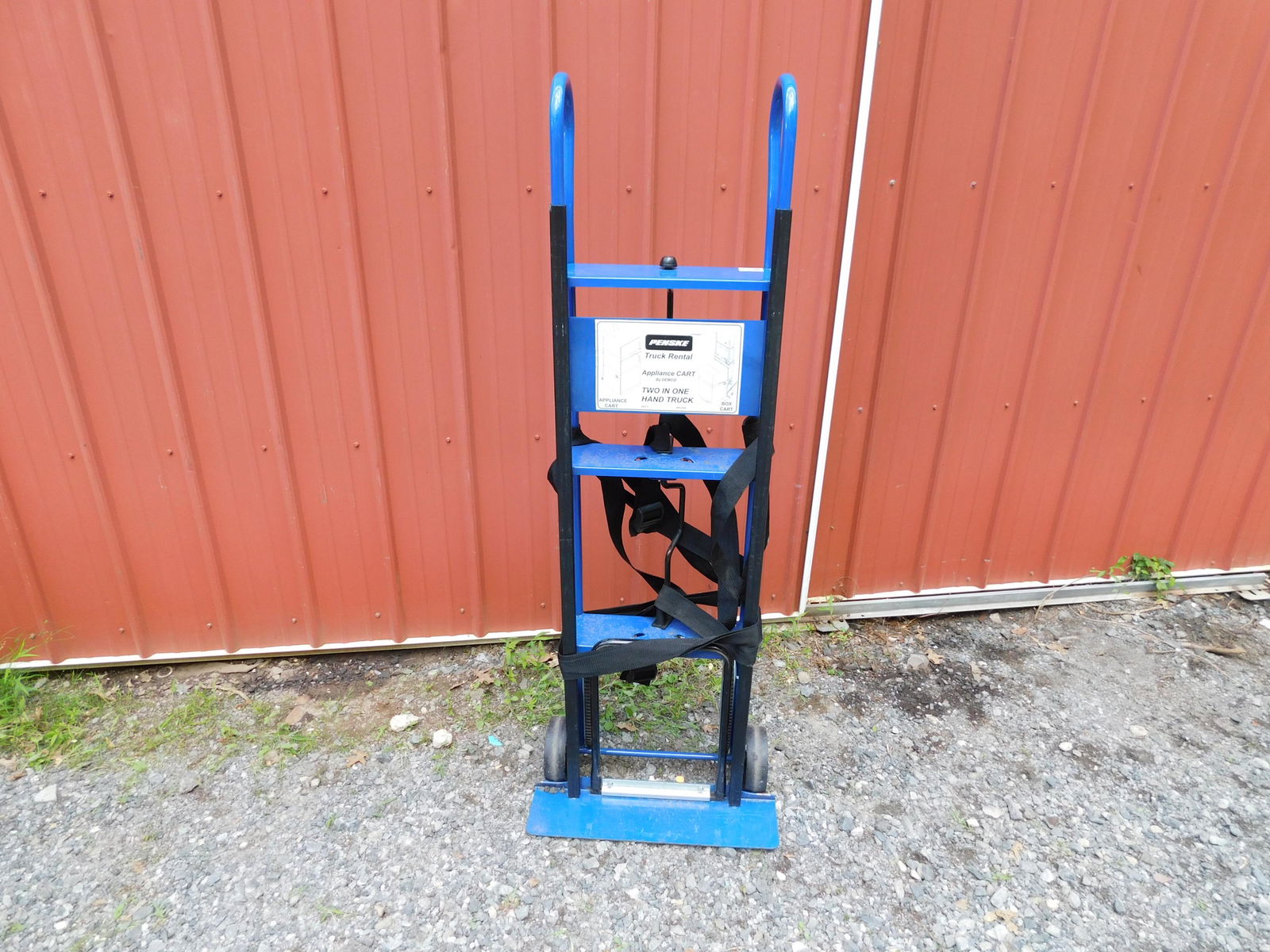 Blue Appliance Hand Truck (1 of 4)