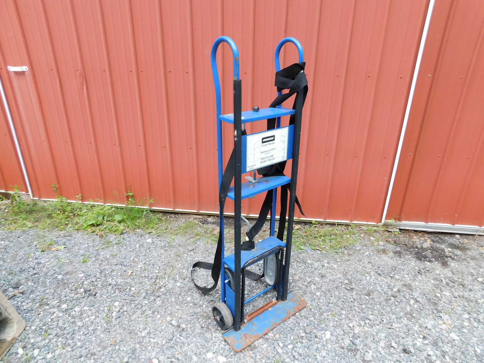 Blue Appliance Hand Truck (1 of 4)