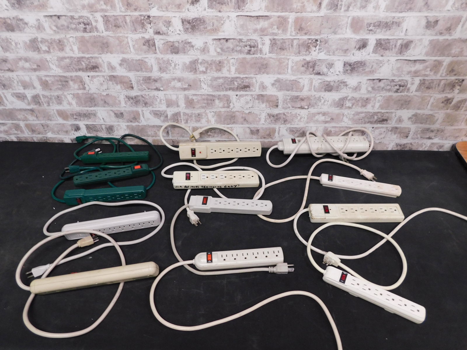 Lot of 13 Surge Protector Power Strips (1 of 4)