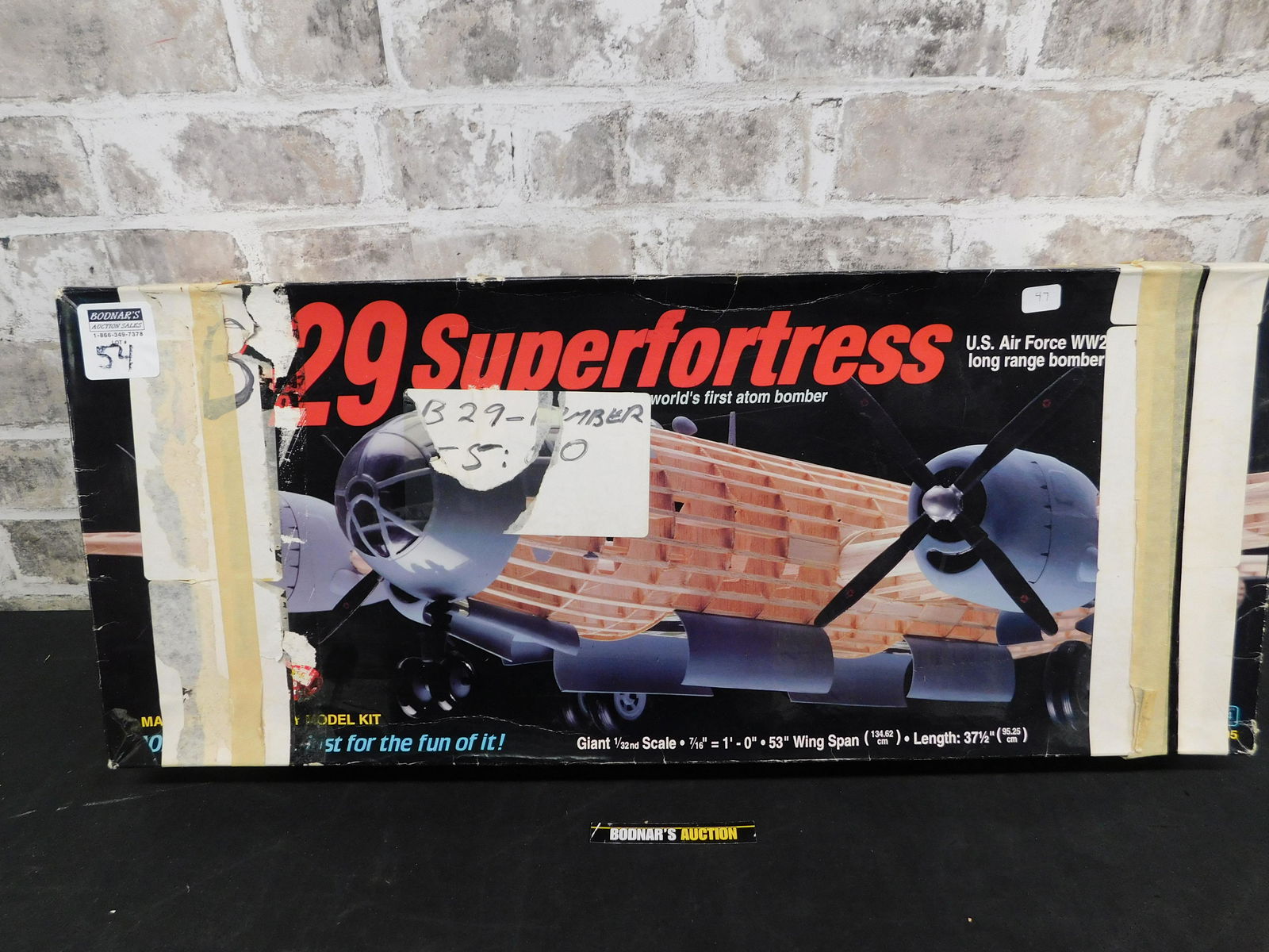 Guillow's B-29 Superfortress Model Kit (1 of 4)
