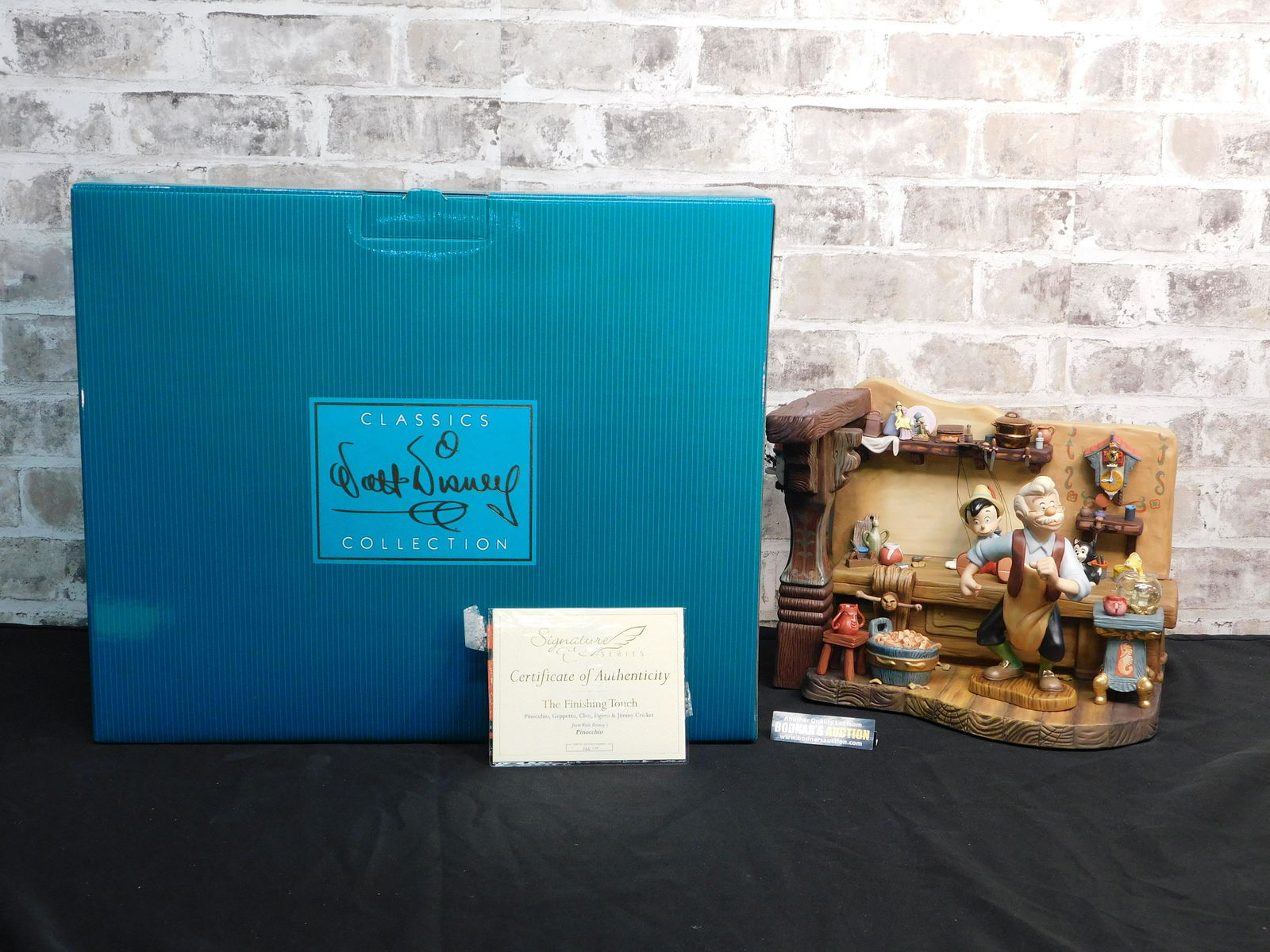 WDCC The Finishing Touch Pinocchio Figurine (1 of 12)