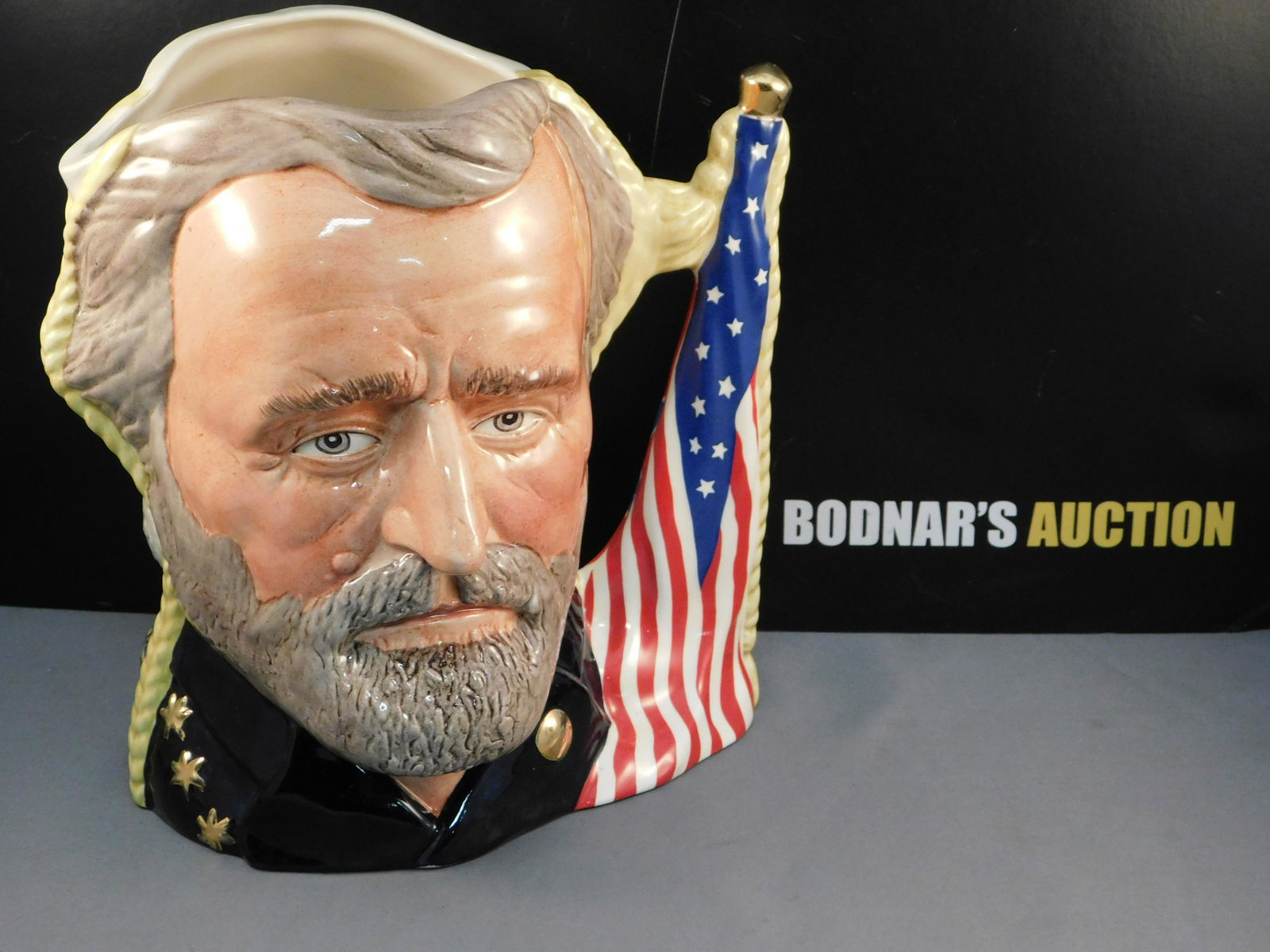 Royal Doulton Ulysses S. Grant/Robert E. Lee Toby Jug (1 of 3)