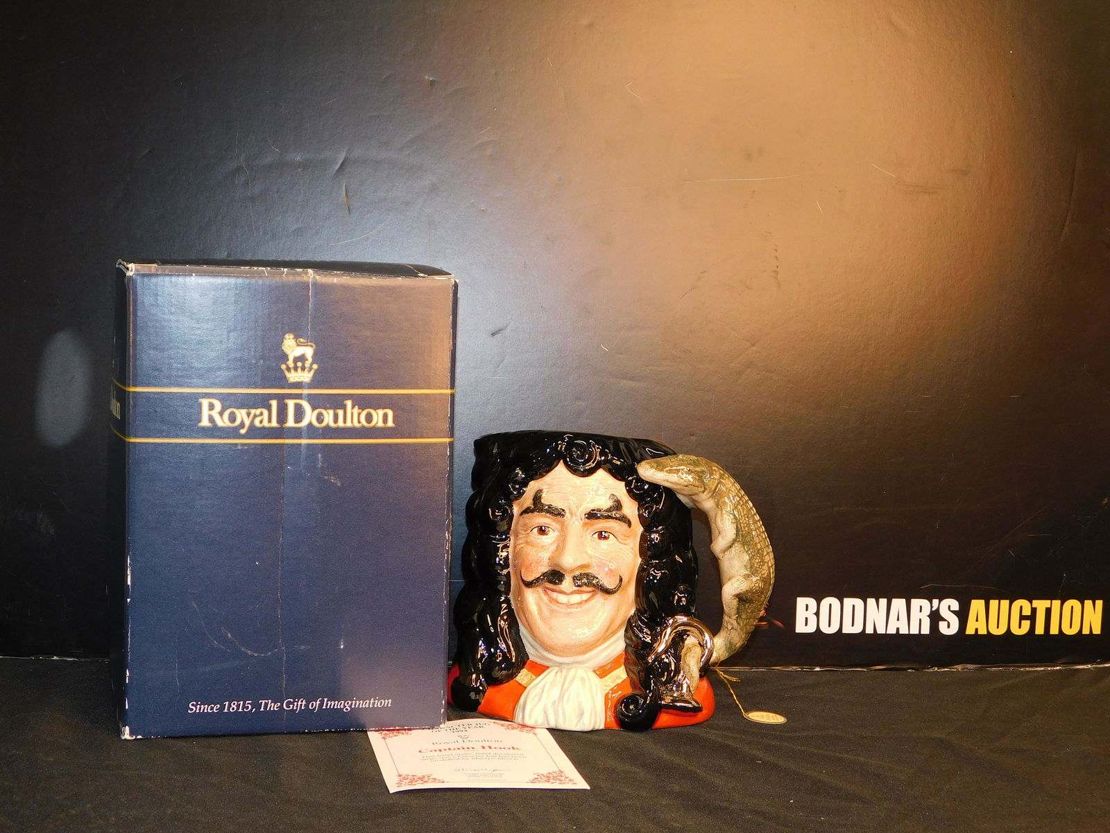Royal Doulton Captain Hook Character Jug in Box (1 of 3)