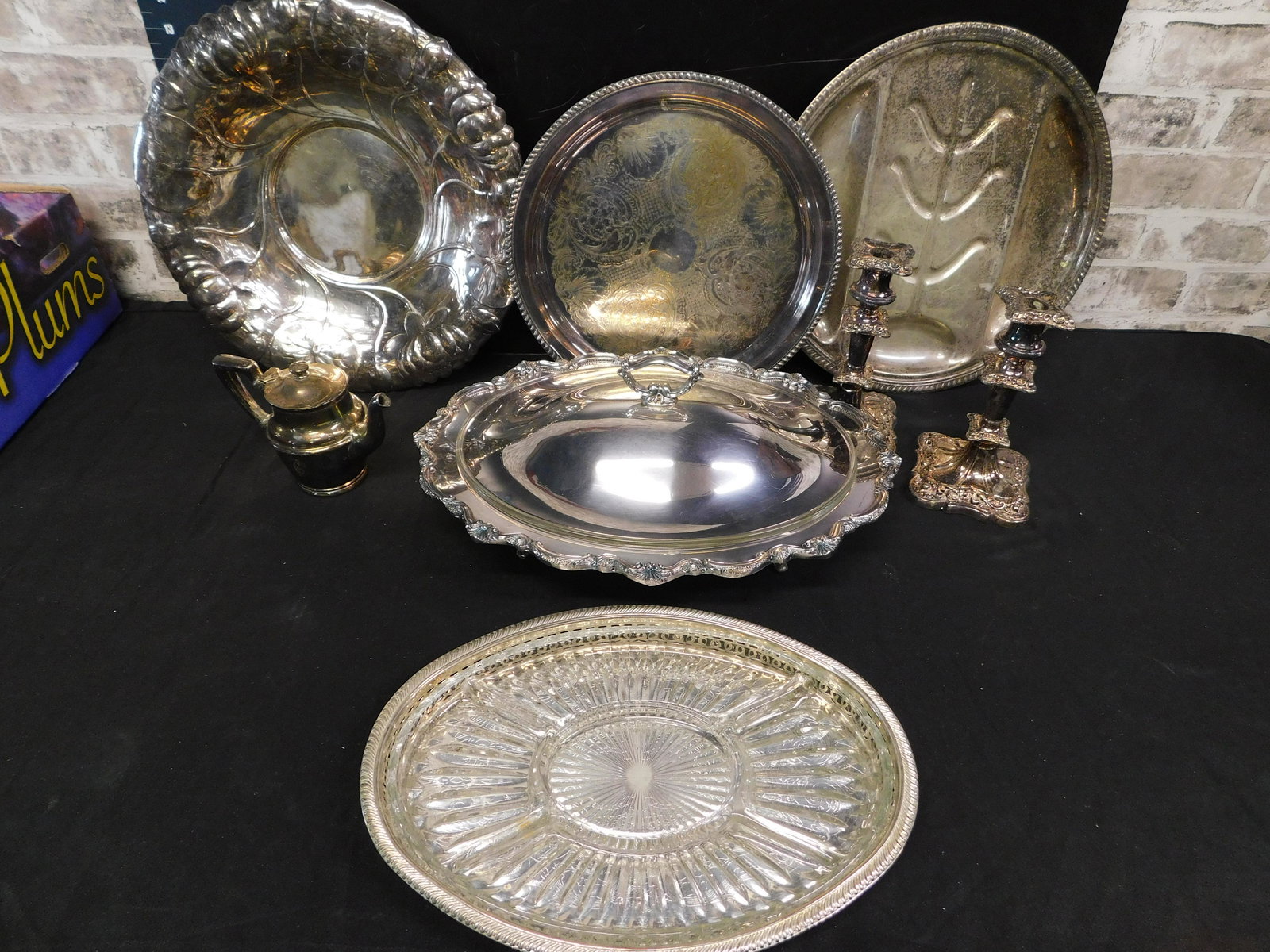 Box Lot of Silverplate (1 of 7)