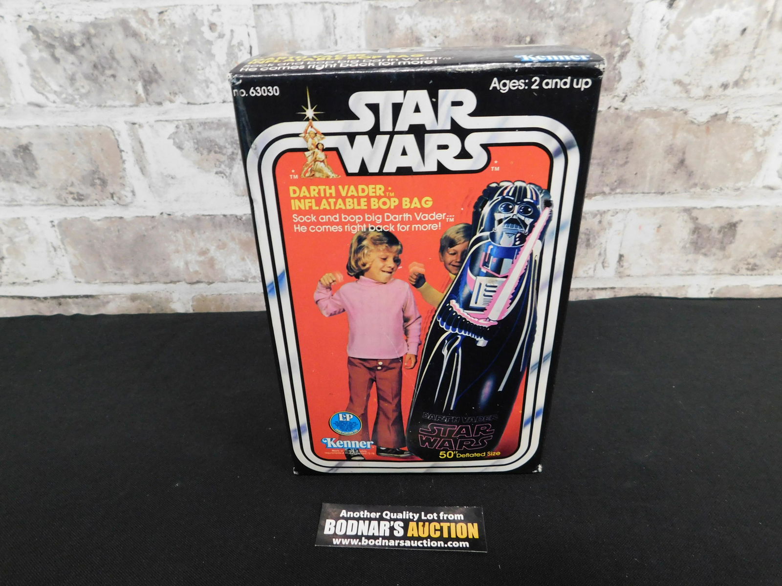 Star Wars Darth Vader Inflatable Bop Bag - Kenner 1977 (1 of 6)