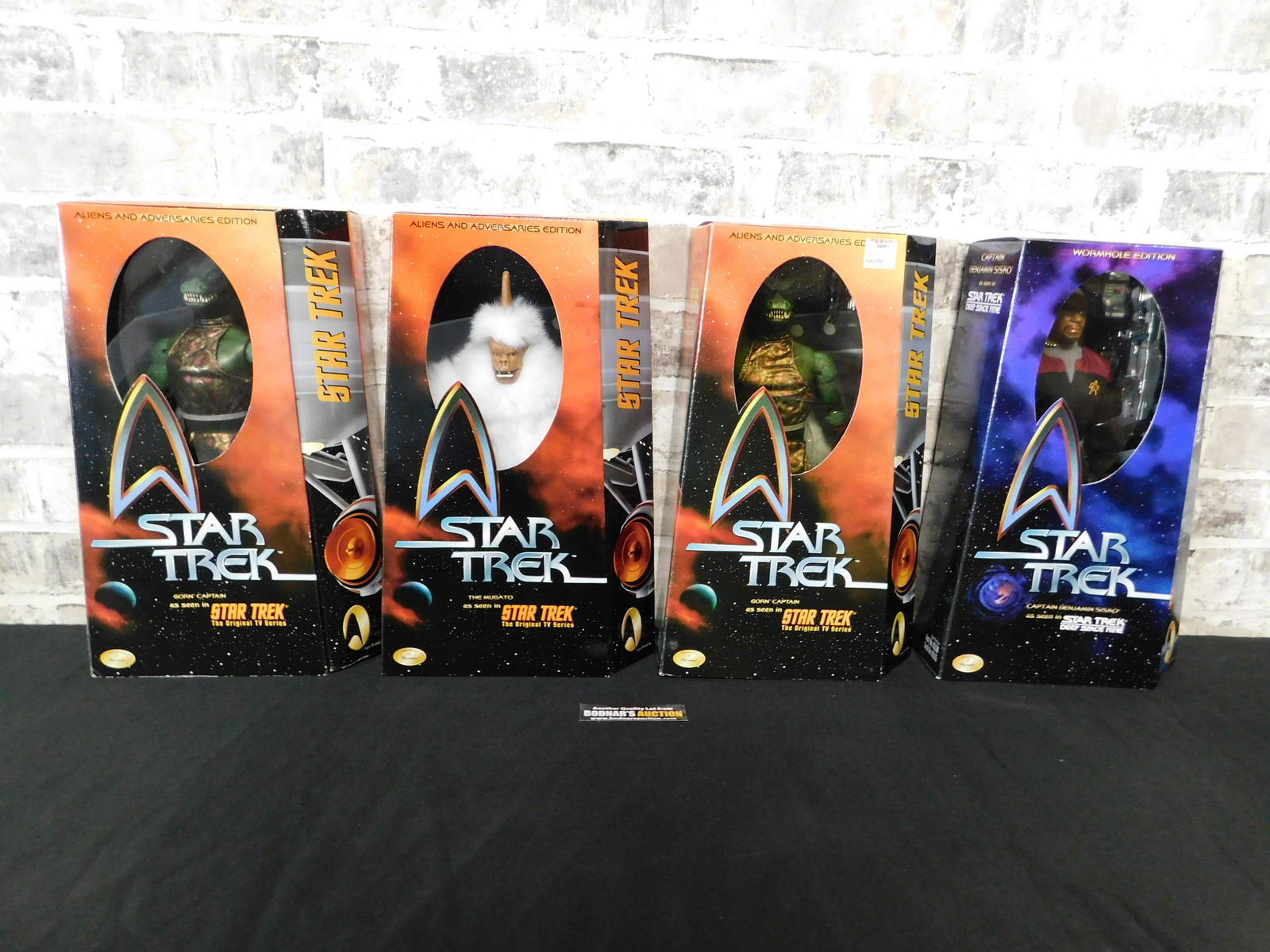 Star Trek The Original TV Series and Deep Space Nine (1 of 8)