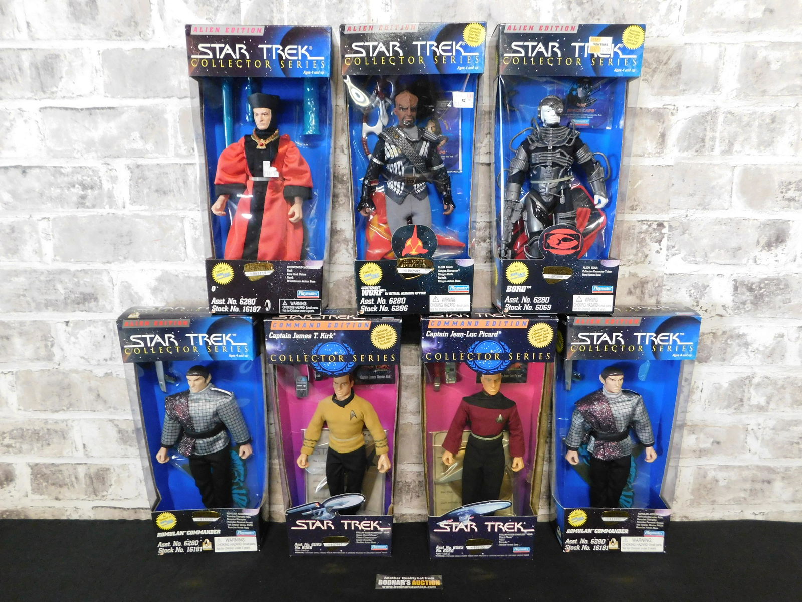 Star Trek Playmates Action Figure Lot of 7 (1 of 6)