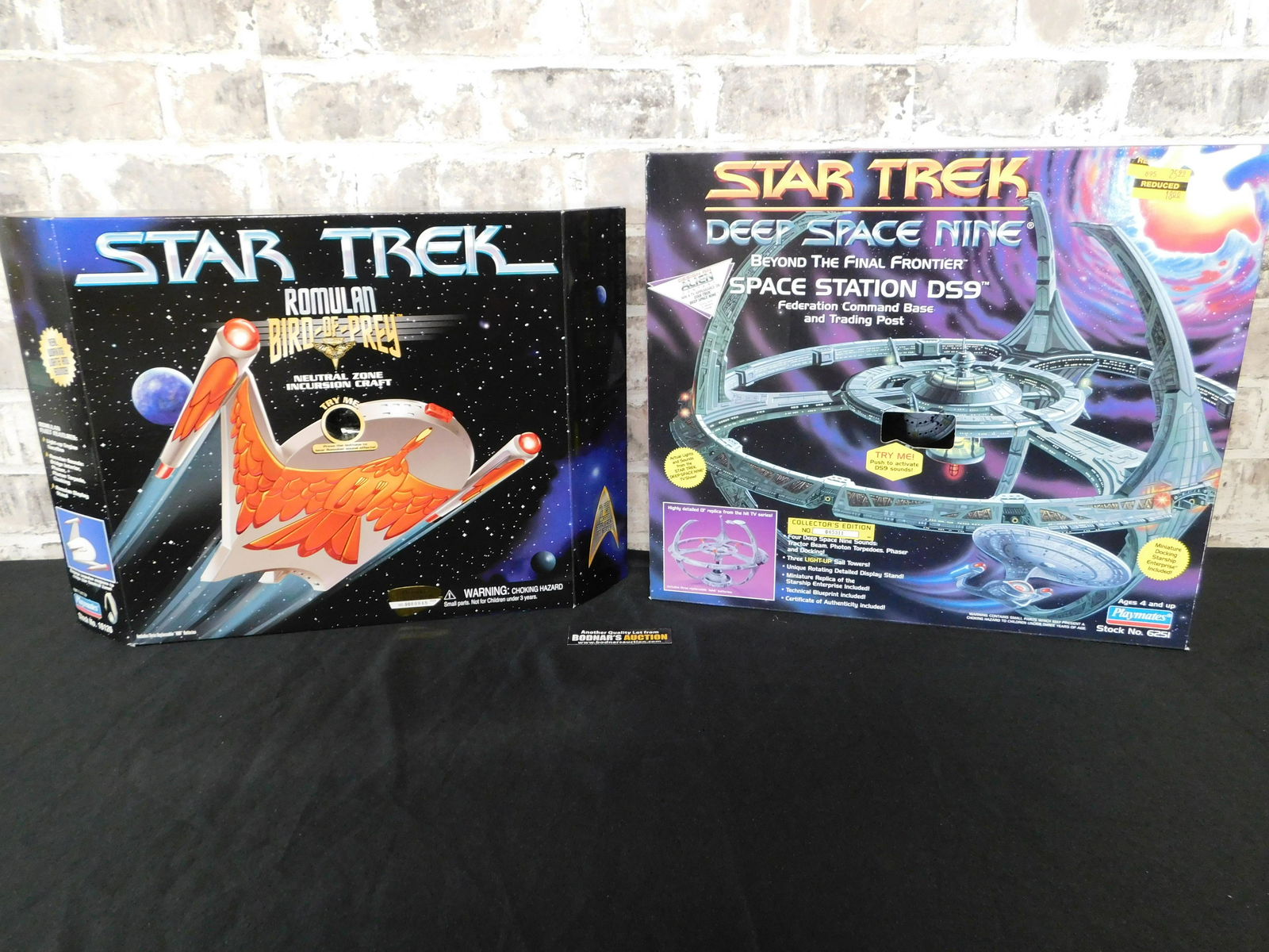 Star Trek Deep Space Nine Space Station DS9 and Romulan (1 of 5)
