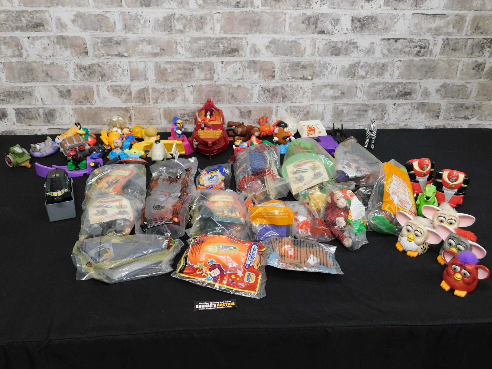 Large Lot of Misc. Figures (1 of 11)