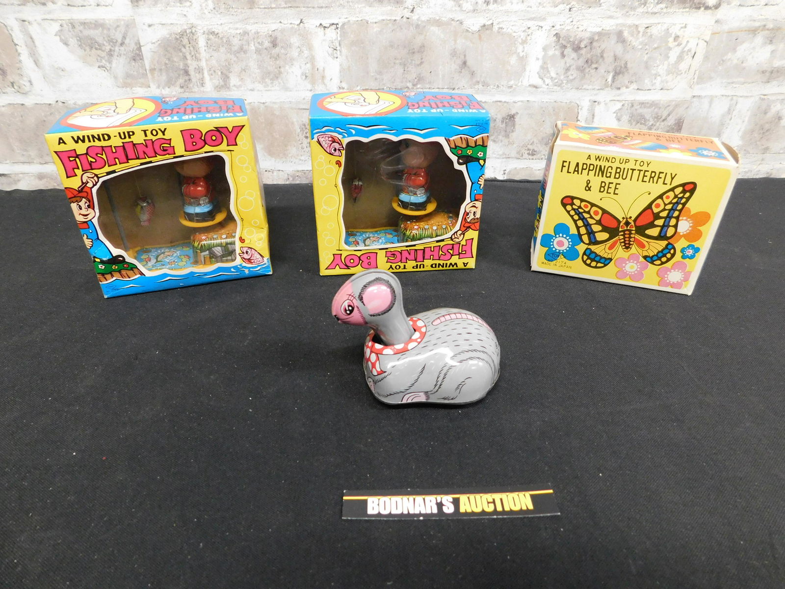 Lot of 4 Vintage Tin Litho Wind Up and Friction Toys (1 of 5)