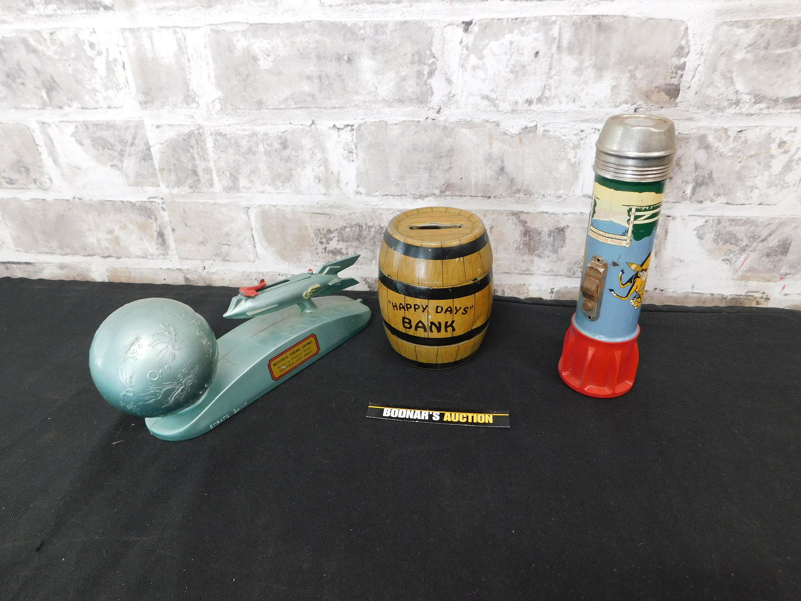 Lot of Vintage Toys (1 of 9)