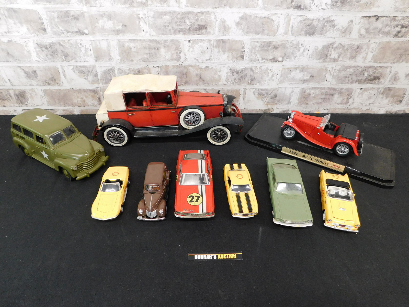Lot of Diecast, Steel and Plastic Vehicles: Lot of Diecast, Steel and Plastic Vehicles. Some Military. Please read the terms and conditions. This sale will be broadcast live on sale day with full descriptions of each lot being sold, as well as