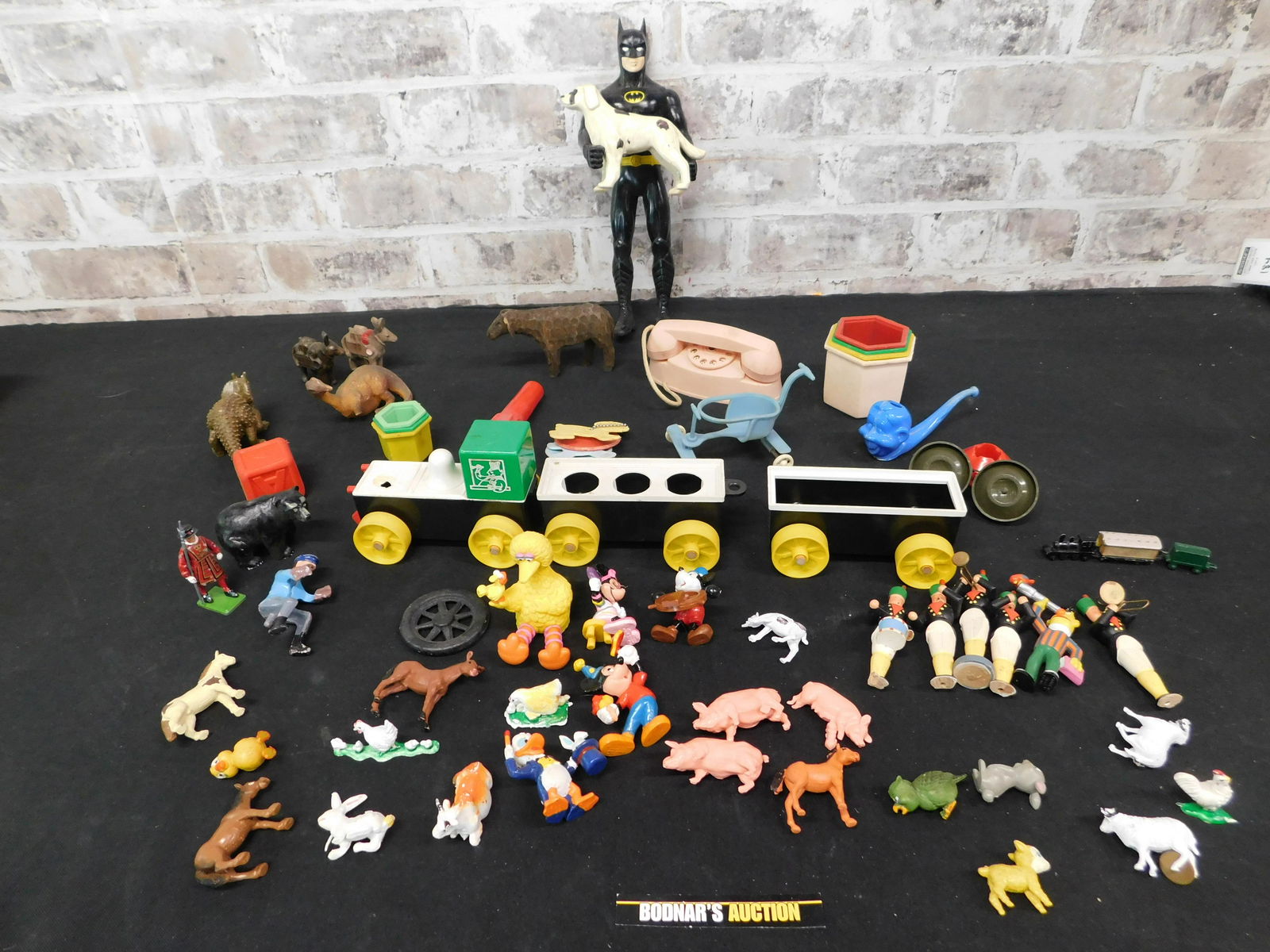 Box Lot of Vintage Toys and Figures (1 of 6)