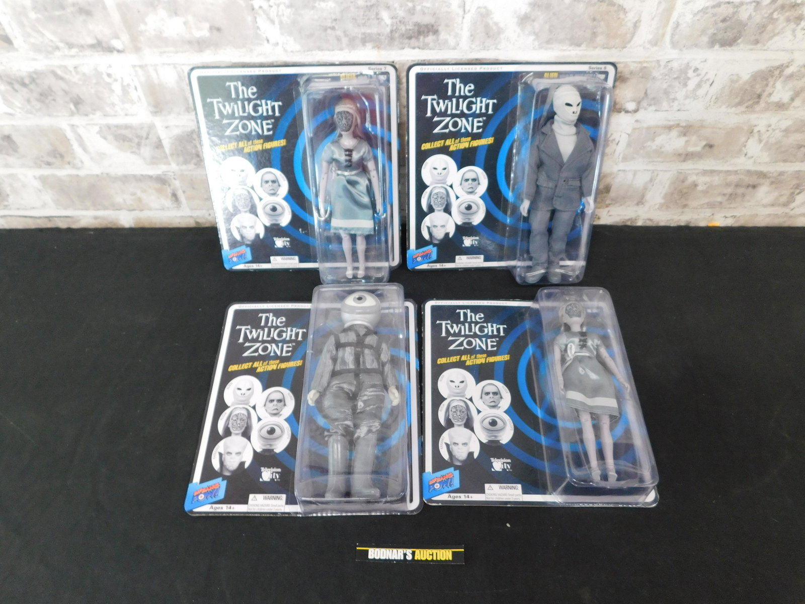 Lot of 4 The Twilight Zone Action Figures - Bif Bang (1 of 3)