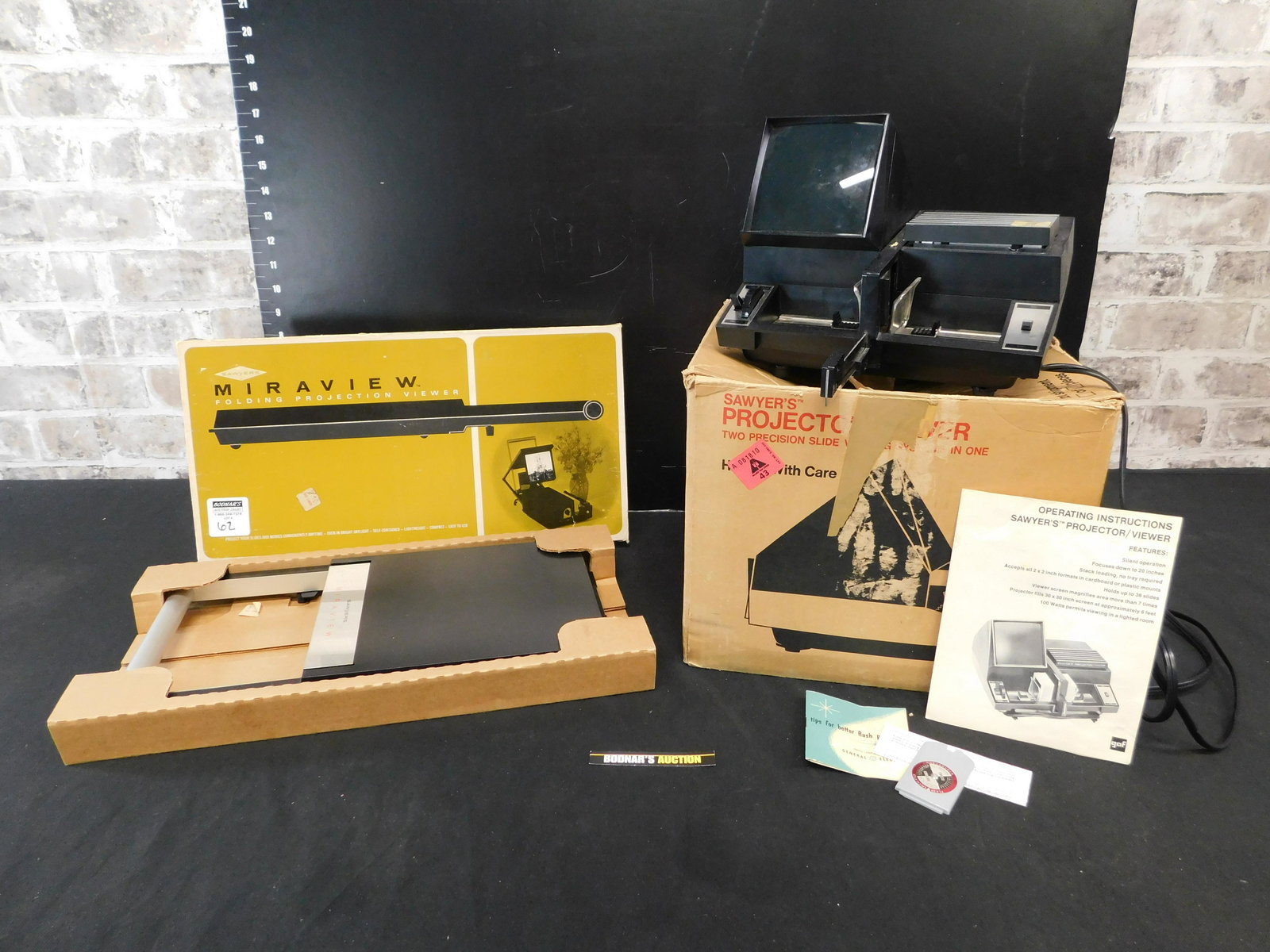 Lot of 2 Viewers (1 of 5)