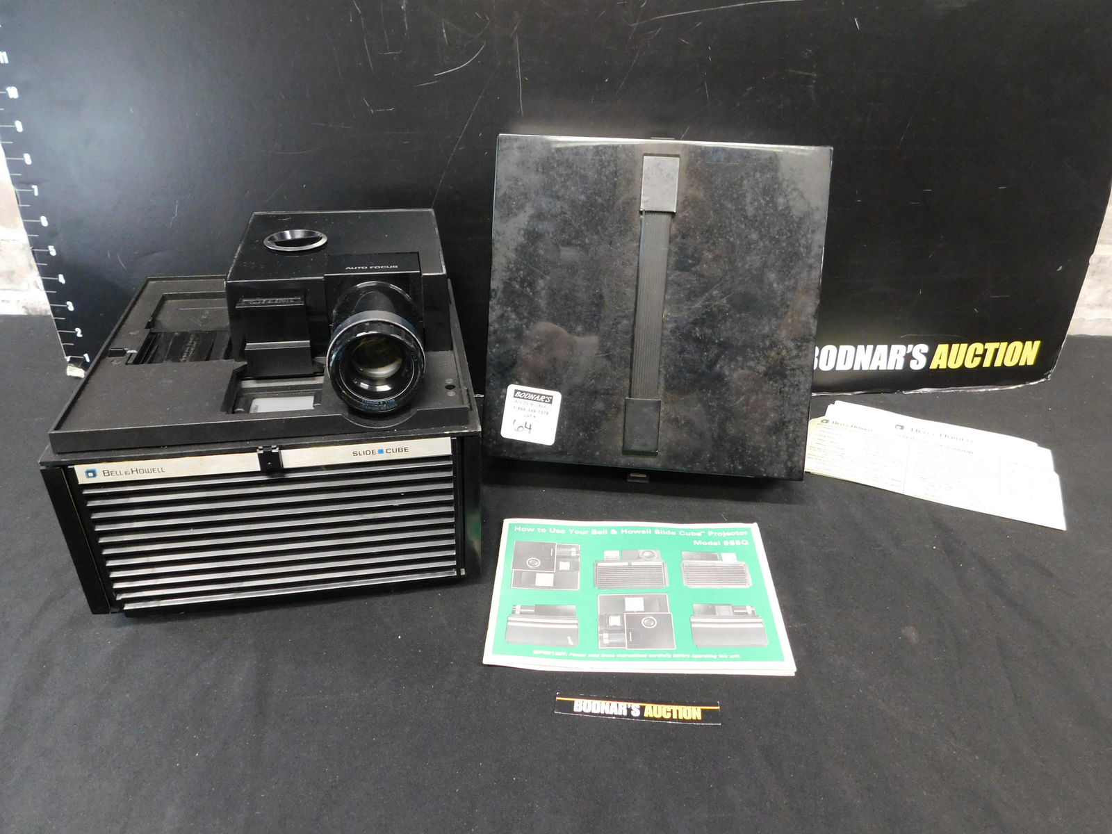 Bell & Howell Side Cube Slide Projector (1 of 5)