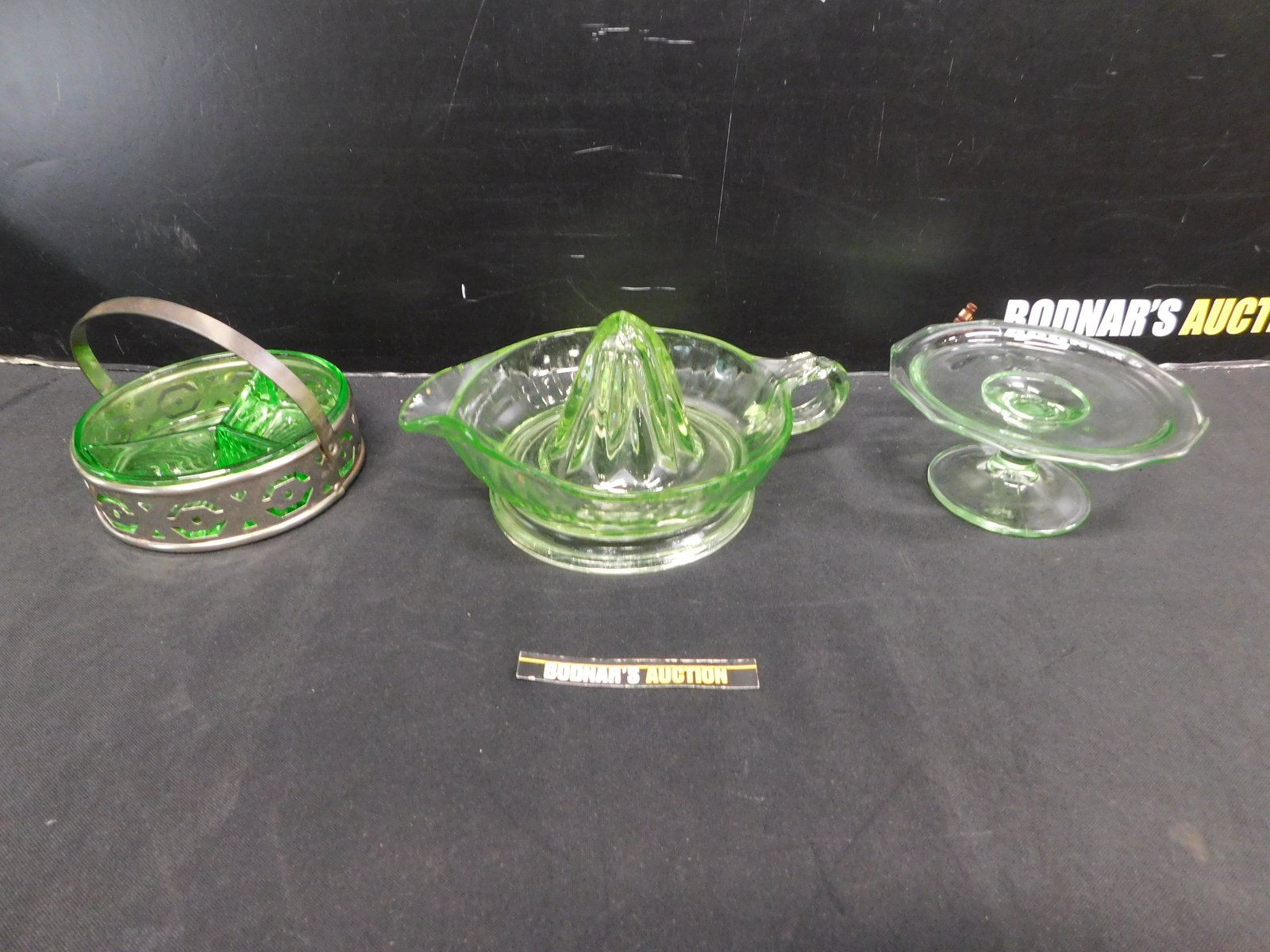 Lot of 3 Pieces of Green Depression Glass (1 of 5)
