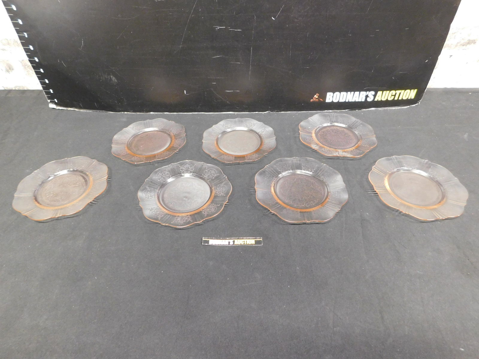 Lot of 7 Pink Depression Glass Scalloped Edged Small (1 of 4)