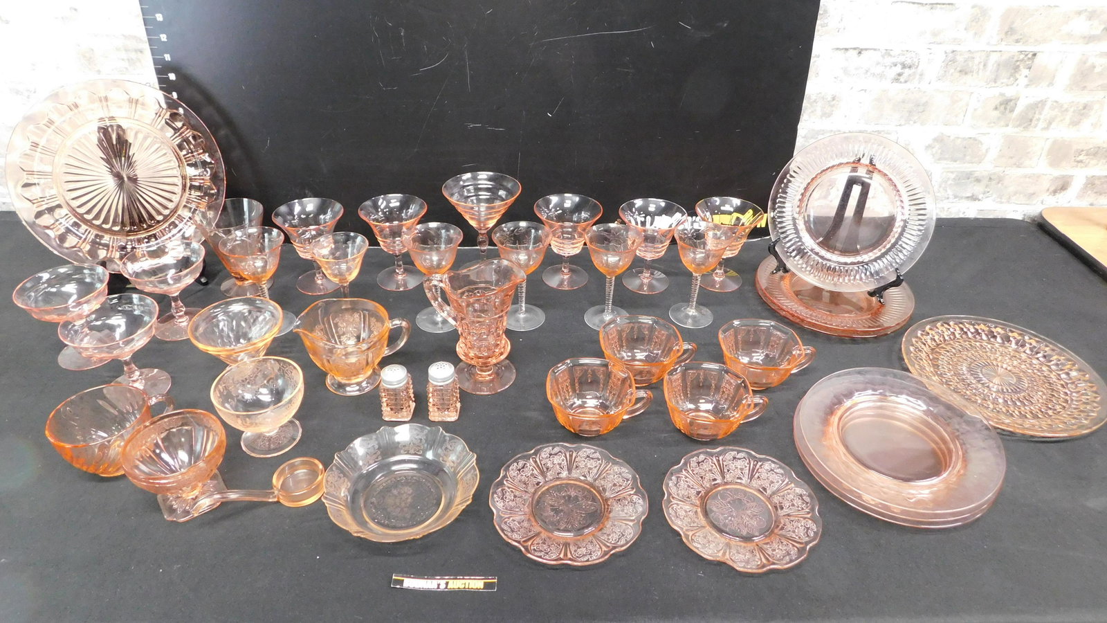 Large Lot of Pink Depression Glass (1 of 7)