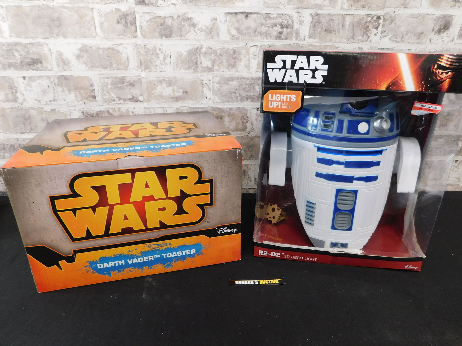 Lot of 2 Star Wars Items - Toaster and Deco Light (1 of 5)