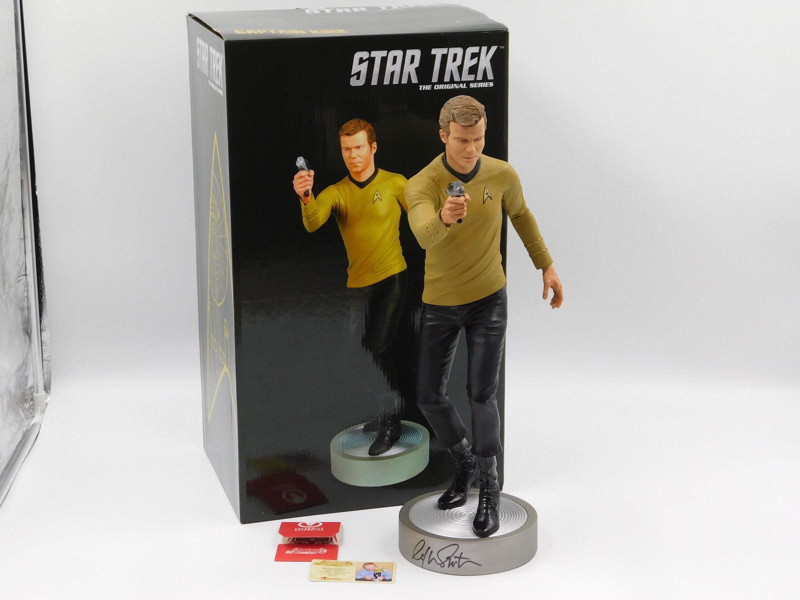 Star Trek Captain Kirk Autographed Statue (1 of 5)