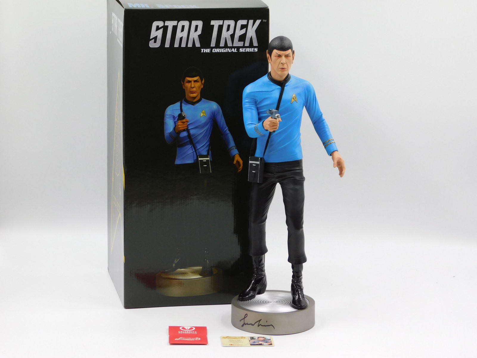 Star Trek Mr. Spock Autographed Statue (1 of 4)