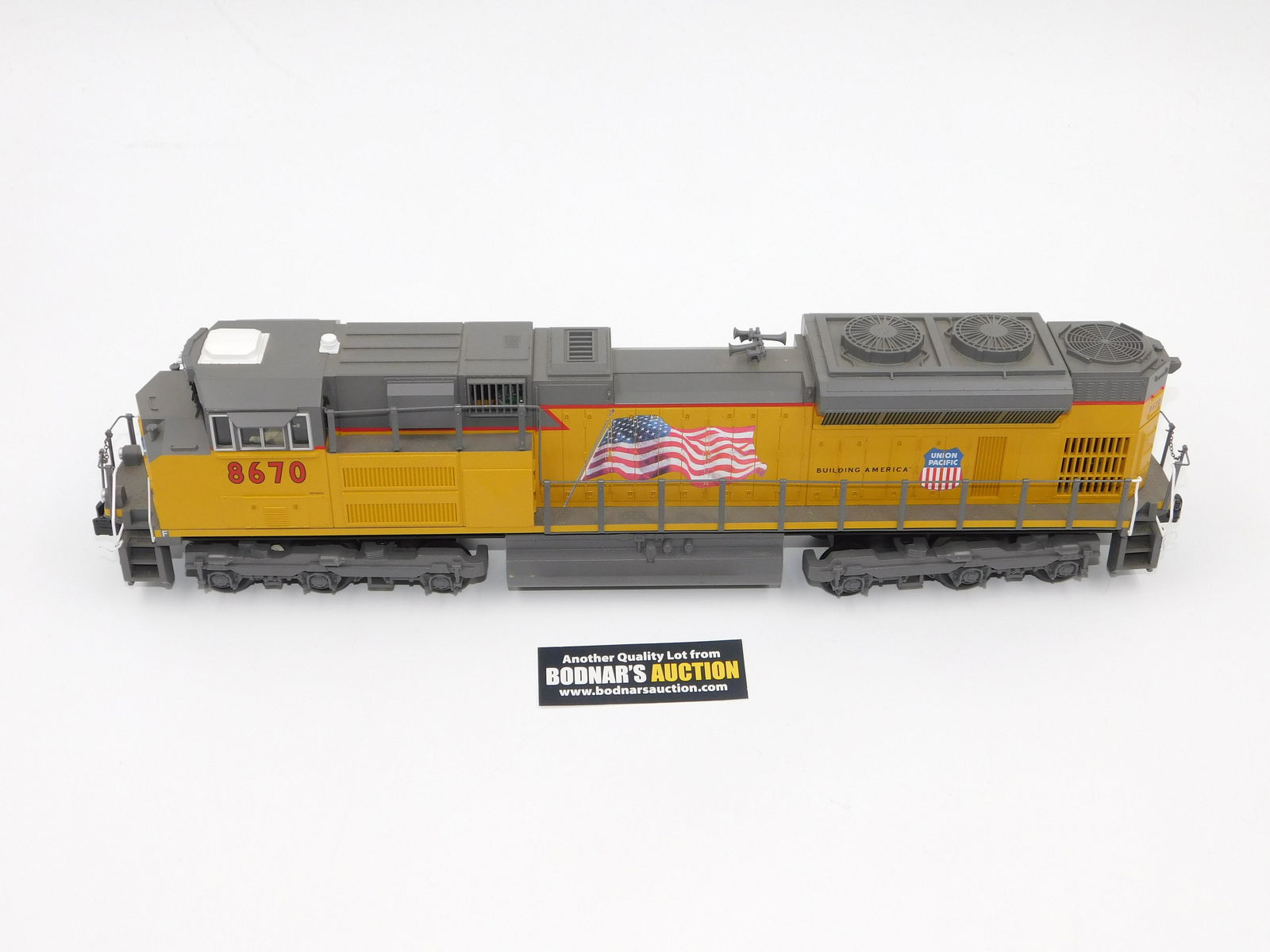 MTH 027 Union Pacific Engine 8670 (1 of 6)