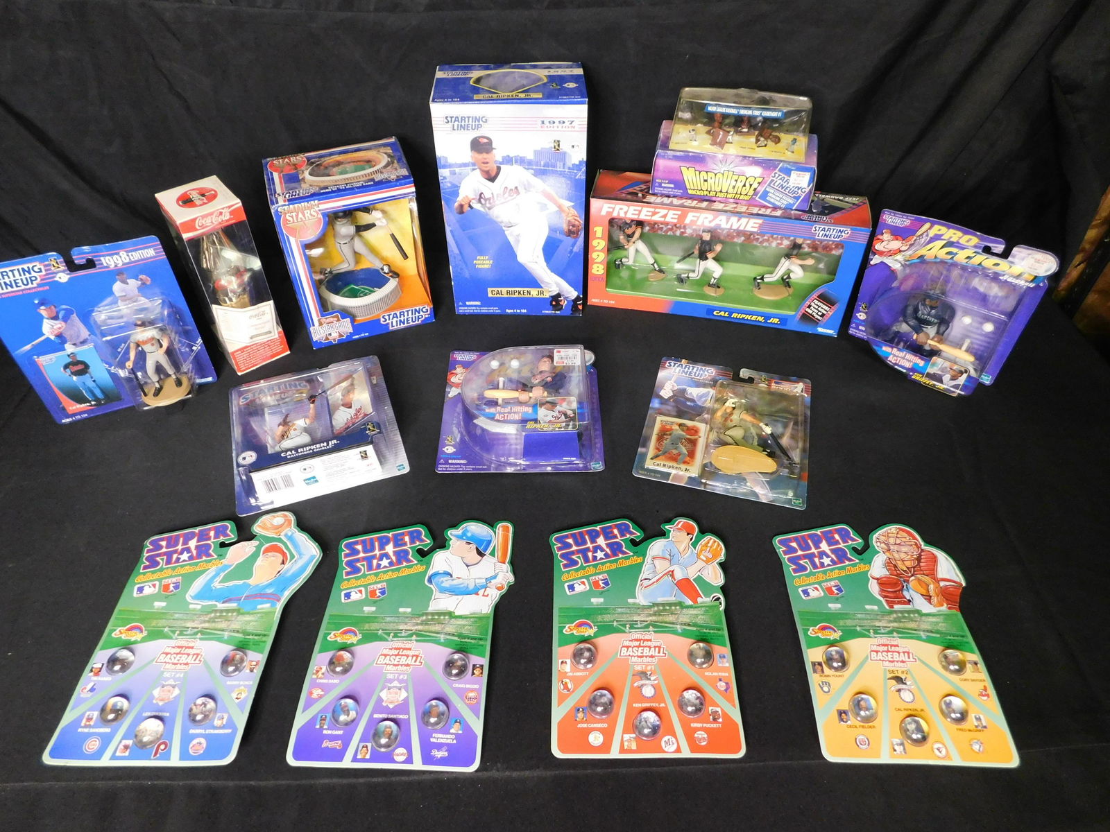 Large Lot of Baseball Figures and Collectibles (1 of 7)