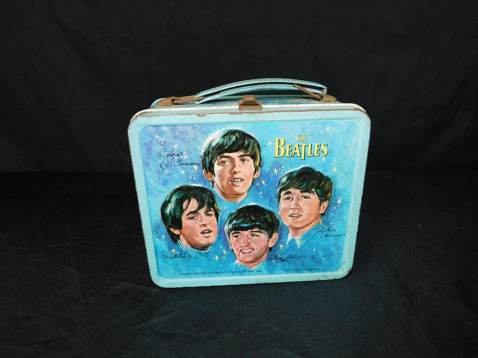 The Beatles Tin Lunchbox (1 of 6)