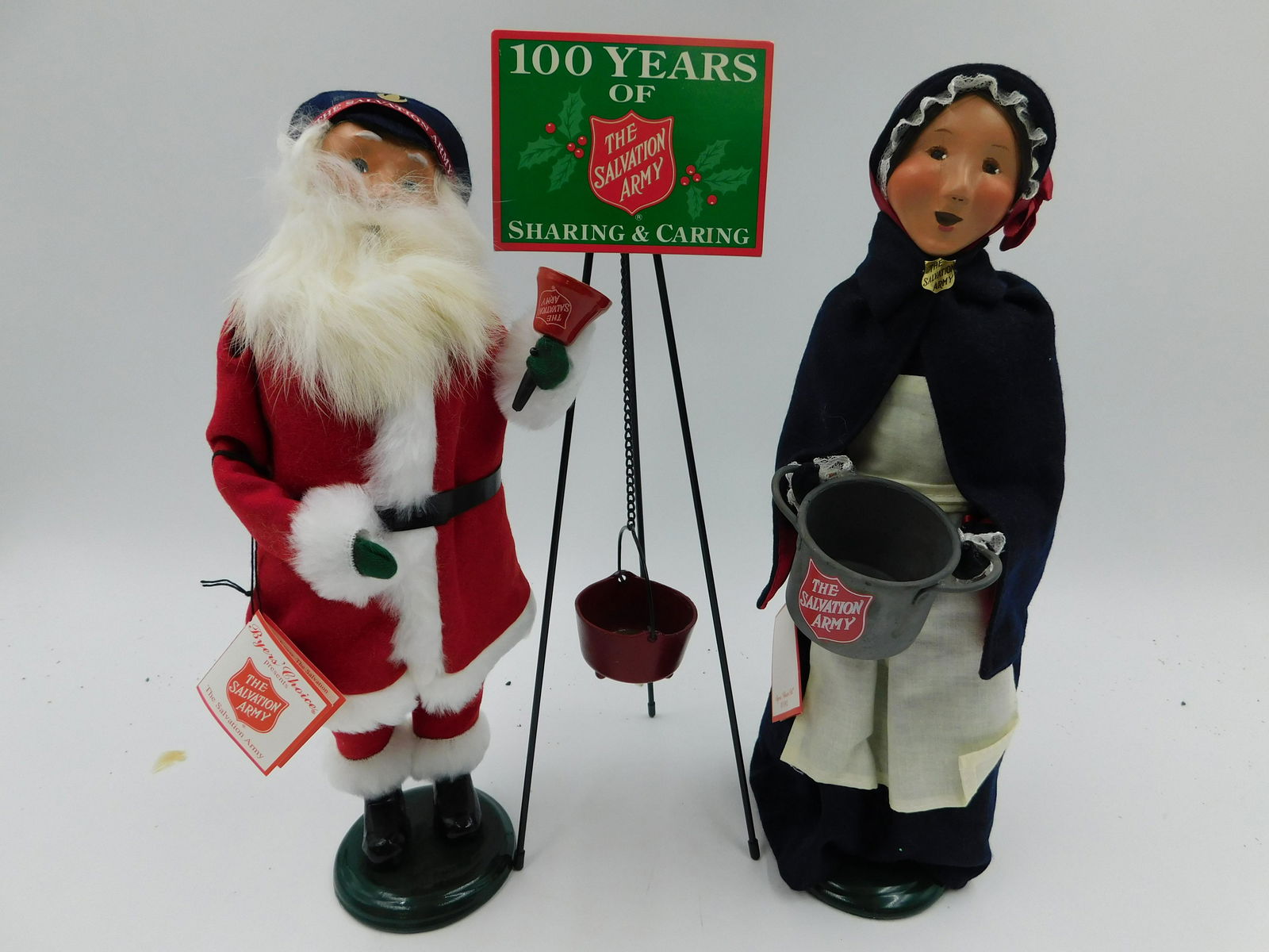 Byers Choice Salvation Army Lot (1 of 3)