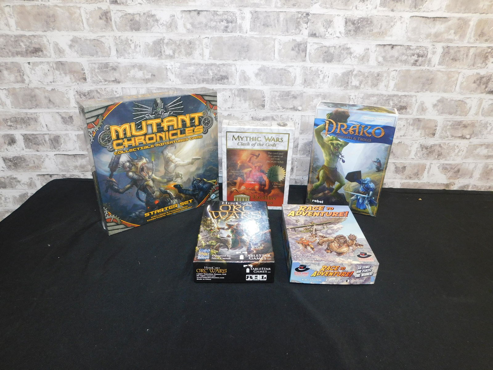 Lot of 5 Board/Card Games (1 of 4)