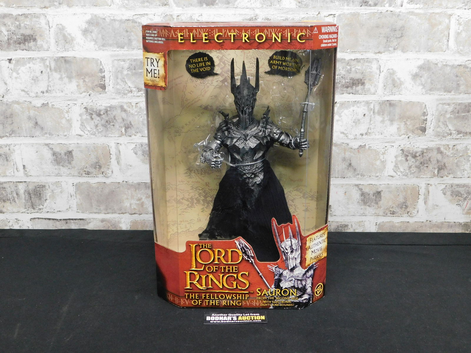 LOTR Sauron Electronic Figure (1 of 3)