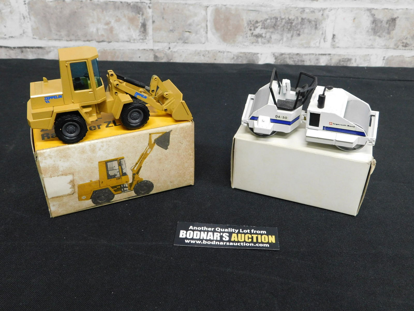 Lot of 2 NZG Die-Cast Vehicles (1 of 6)