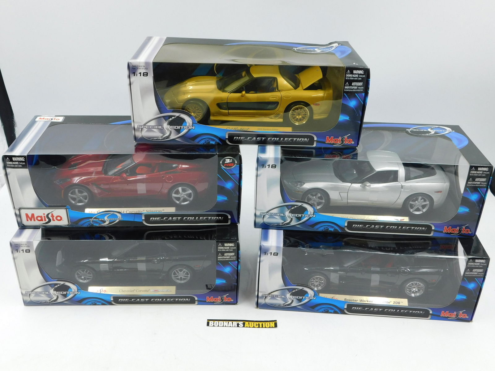Lot of 5 Maisto Corvette Diecast Cars (1 of 7)