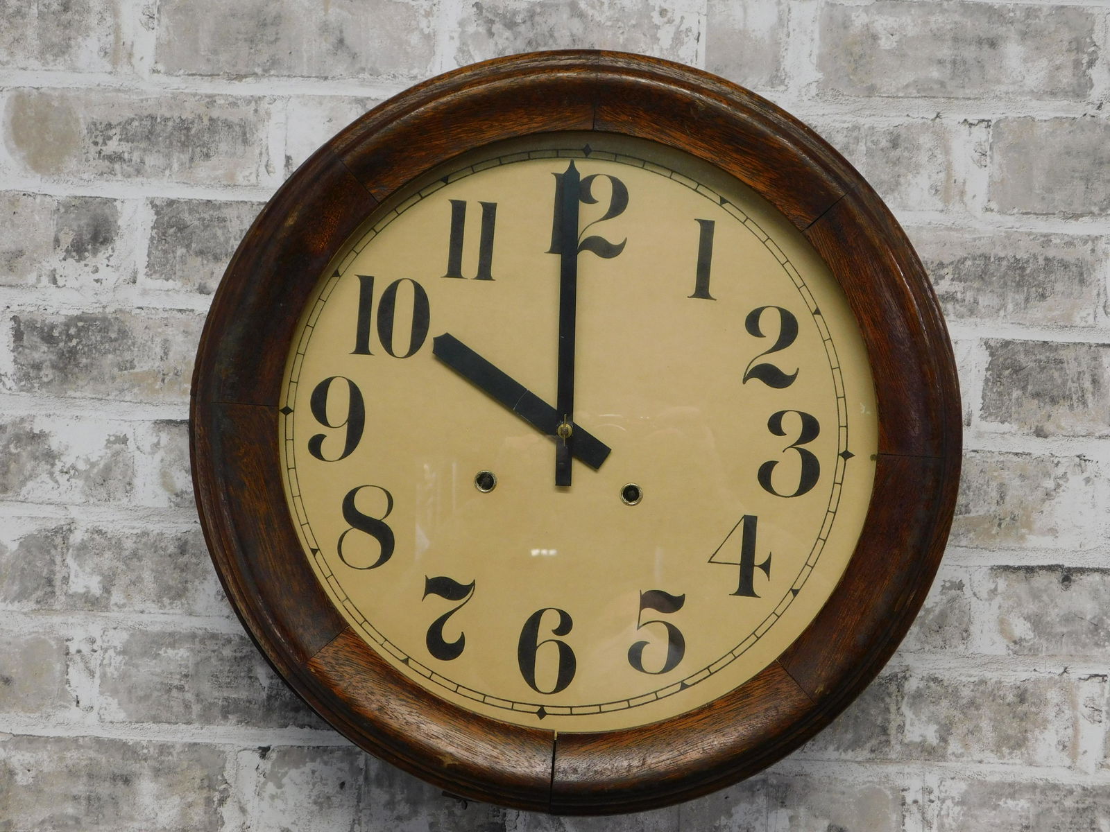 Oak Gallery Wall Hanging Clock (1 of 3)