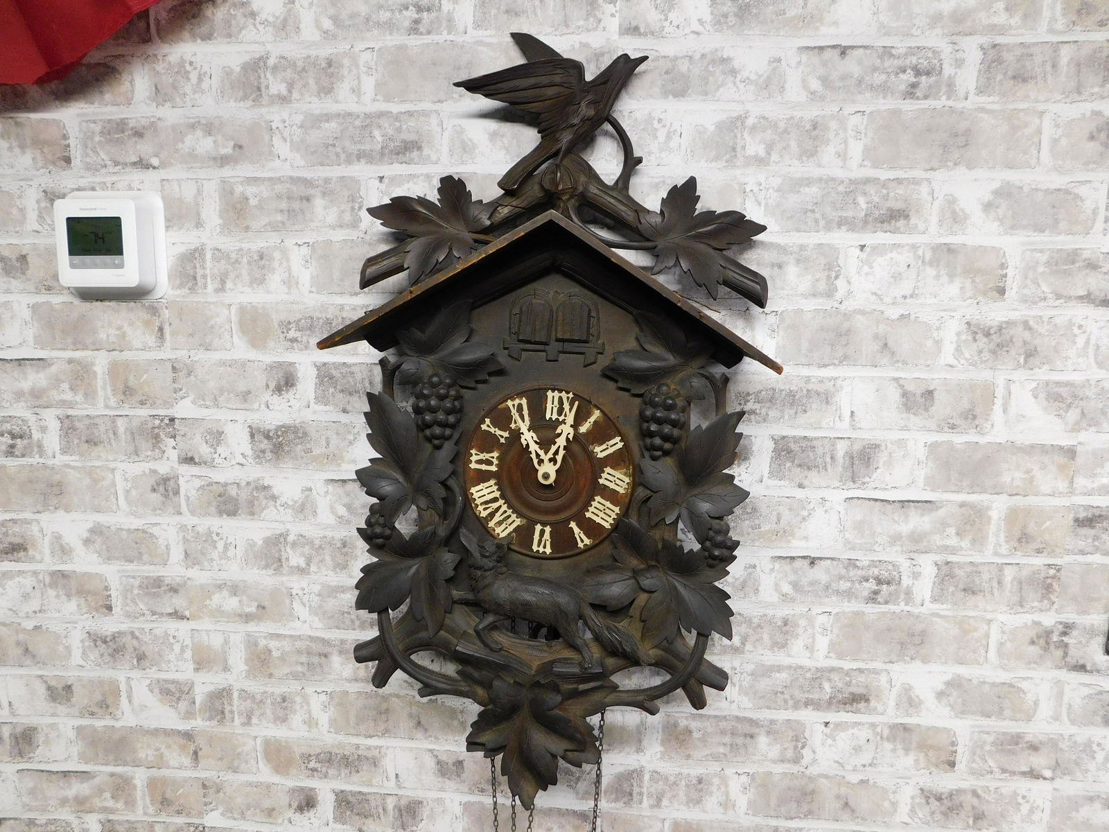 Black Forrest Cuckoo Clock (1 of 9)