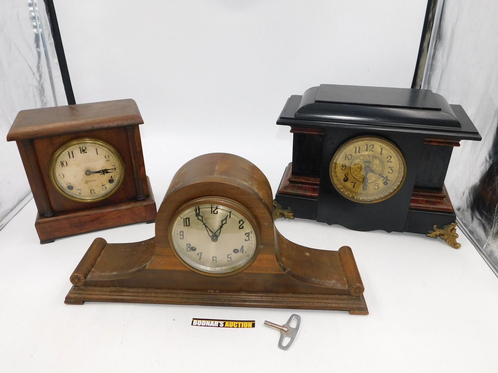 Lot of 3 Mantle Clocks (1 of 13)