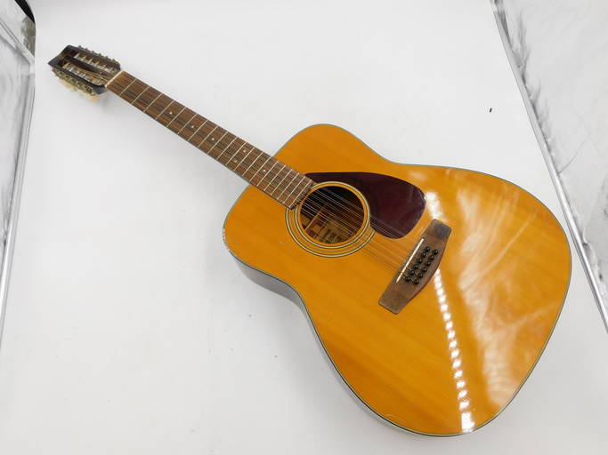 Yamaha 12 String Acoustic Guitar Feb 09, 2022 Bodnar's Auction
