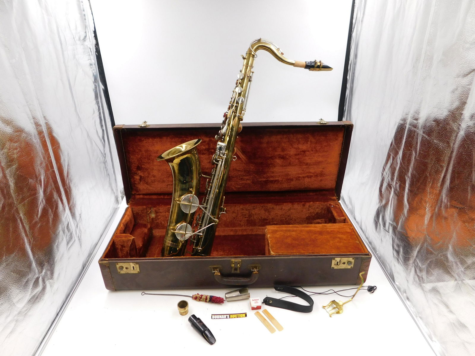 Vintage Martin Saxophone (1 of 14)